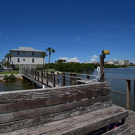 Gulf Retreat 2: Magnificent Water Views, Steps To Beach, None Cleaner, None Nicer! Клеруотер-Бич Экстерьер фото
